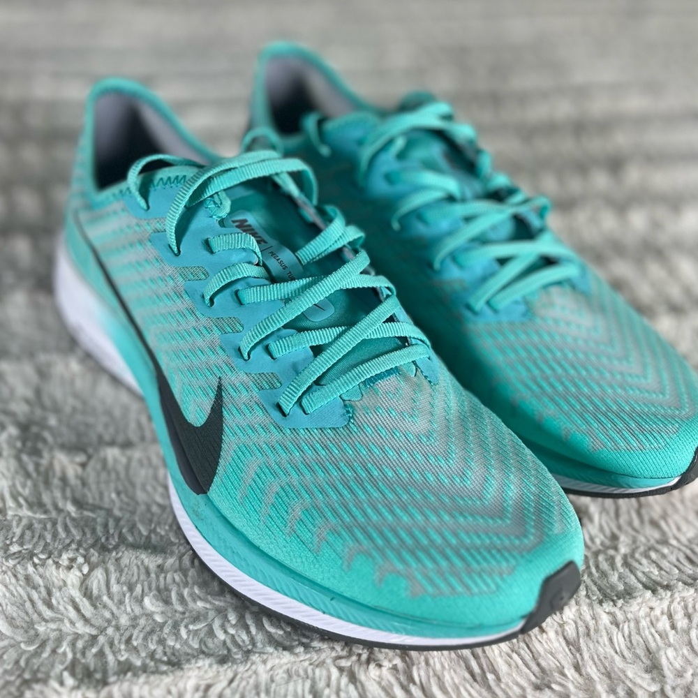NEW! Nike Women’s Pegasus Aqua Blue Running Shoes Size 9
